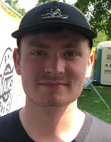 Tom Russell
