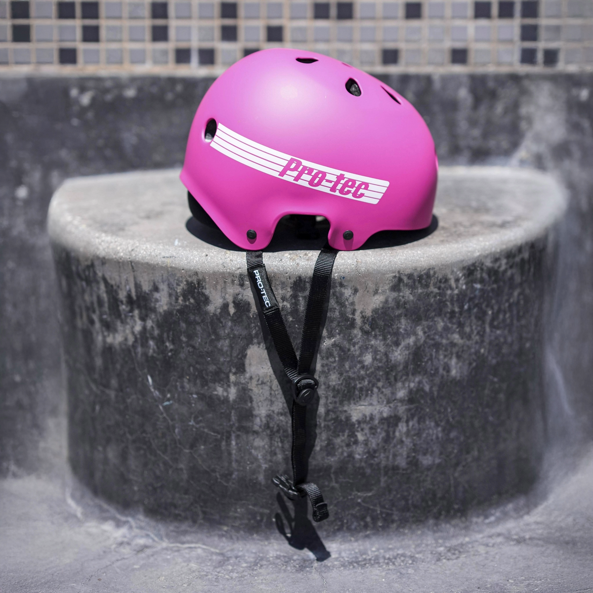 OLD SCHOOL LOW PRO ASIA FIT HELMET - MATTE PINK (CERTIFIED)