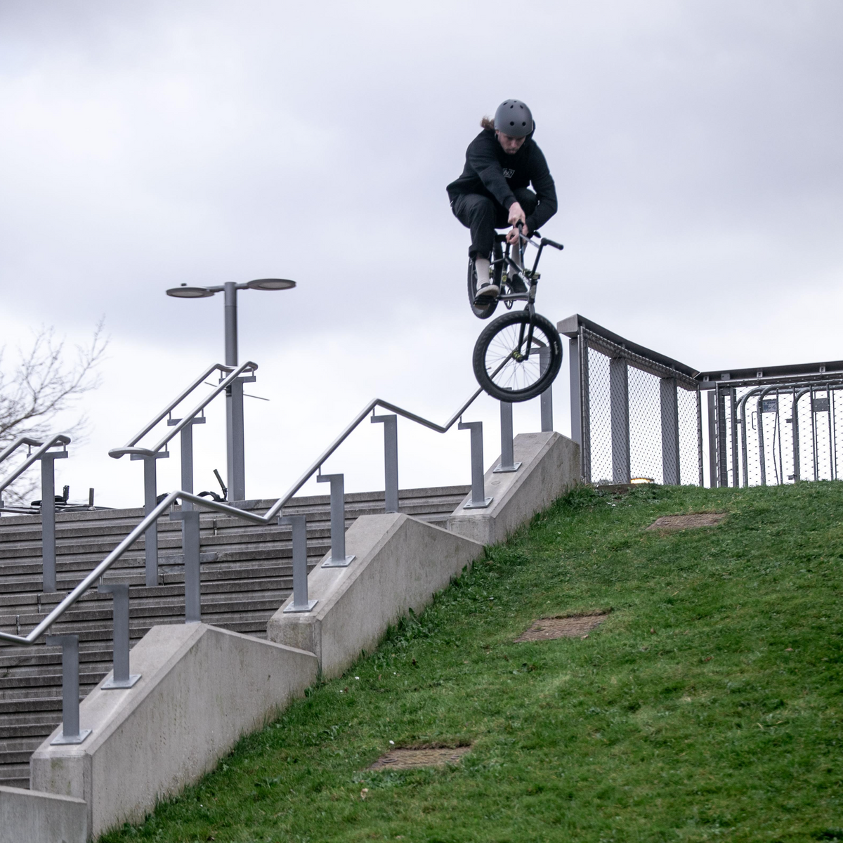 LOW PRO Certified Helmet - Matte Grey